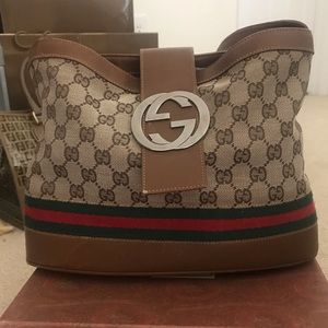 preowned vintage gucci shoulder bag